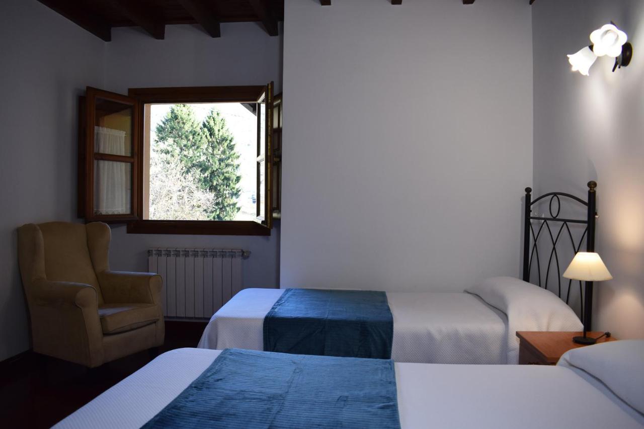 Apartamentos Rurales La Taberna Matienzo Buitenkant foto